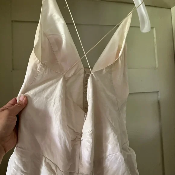 This is a Nicole Miller wedding dress, size 10. It wants to get married again! - Picture 8 of 17